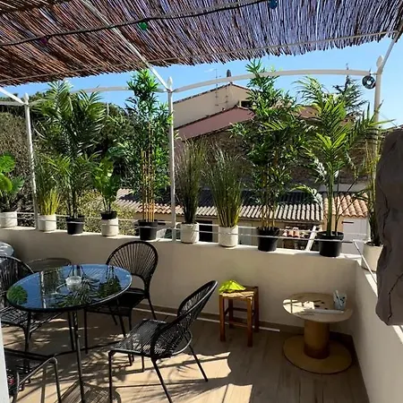 Jolie T2 Spa Prive Apartment